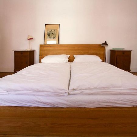 Boutique-Ferienwohnung Im Alten Weinhaus Moser Grunstadt Luaran gambar