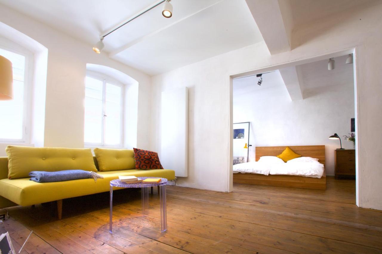 Boutique-Ferienwohnung Im Alten Weinhaus Moser Grunstadt Luaran gambar