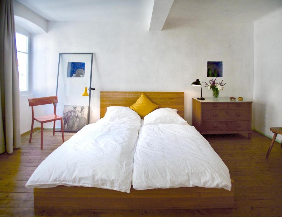 Boutique-Ferienwohnung Im Alten Weinhaus Moser Grunstadt Luaran gambar