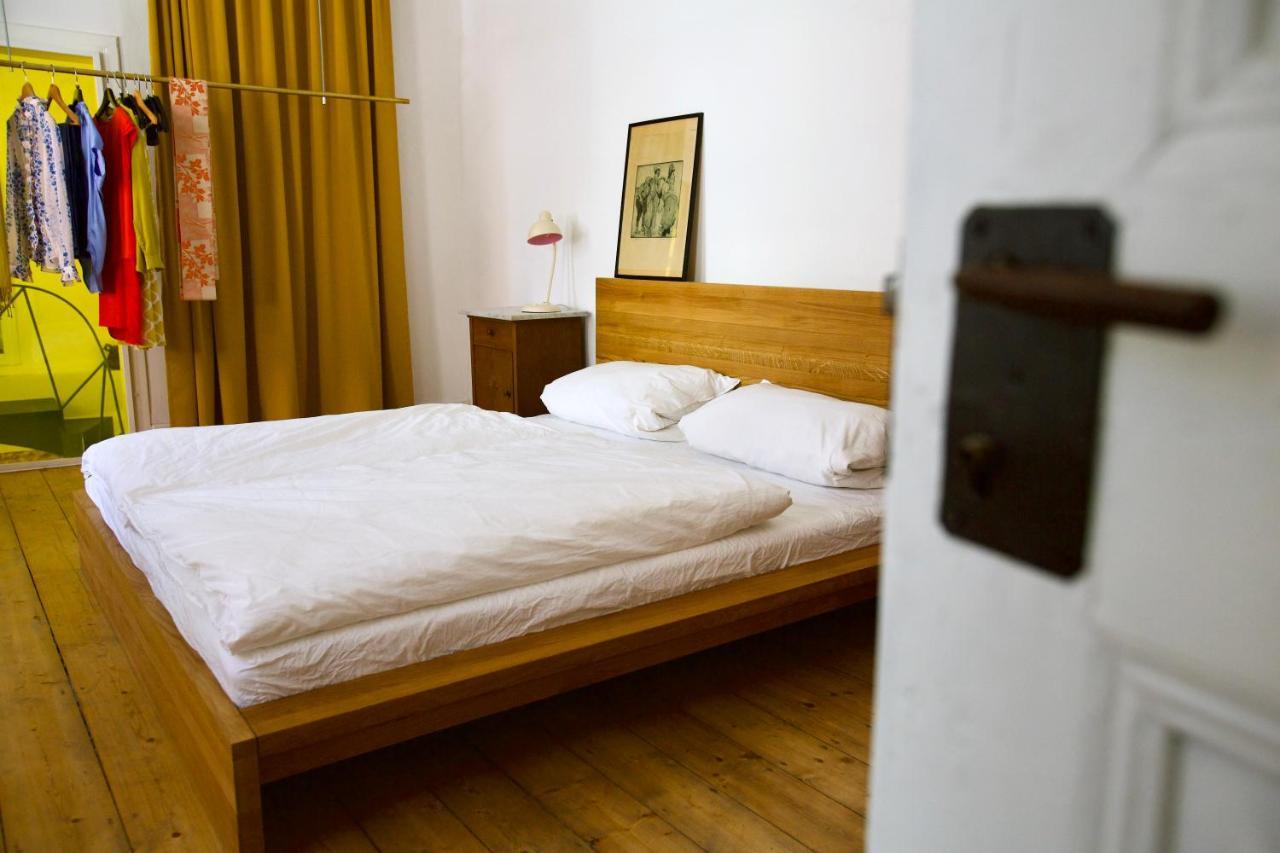 Boutique-Ferienwohnung Im Alten Weinhaus Moser Grunstadt Luaran gambar